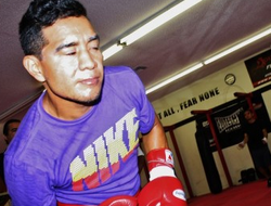 фото - Томпсон прямо в полиции сломал нос брату и «напал» на мачеху