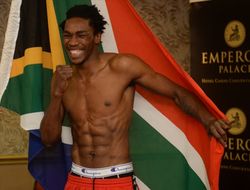 фото - Африка: Мбенге взял титул, Эндонгени влетел нокаутом джорнимену (+ видео)