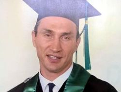 фото - Кадр дня: Владимир Кличко — лектор в швейцарском университете