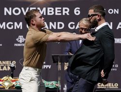 фото - Обнародованы рефери и судьи боя Канело – Плэнт. Сюрприз! Сюрприз!