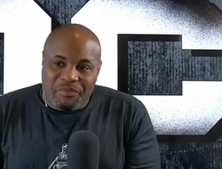 фото - Легенда UFC озвучил варианты Макгрегора после боя с Чендлером