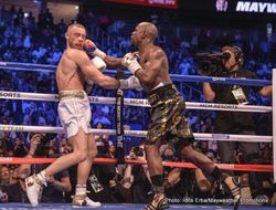 фото - Флойд Мейвезер: Драться за 150 миллионов? Я же не лох какой-то!