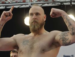 фото - Сенсация в Бруклине: Роберт Хелениус уничтожил Адама Ковнацки