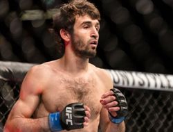 фото - Забит Магомедшарипов будет драться с Яиром Родригесом — официально