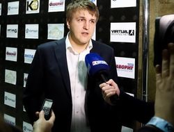 фото - Почему Александр Усик не отступит в сторону за деньги — объясняет его промоутер