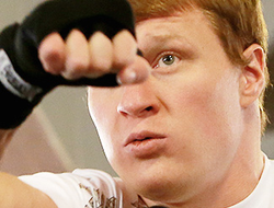 фото - Поветкин: С радостью объединю титулы, но сначала – Уайлдер