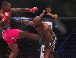 фото - Bellator: Дэвис победил Лаваля и будет драться за титул с Макгири