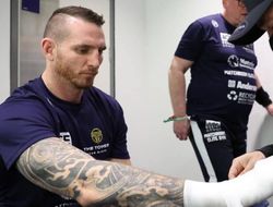 фото - Фьюри уехал в Австралию договариваться о бое против «Башни ужаса» на август