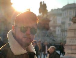 фото - Кадр дня: Сауль Альварес получил благословение папы римского Франциска