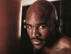 фото - Эвандер Холифилд знает, что Уайлдеру нужно делать в третьем бою с Тайсоном