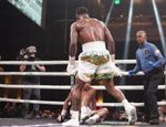 Протеже Спенса Мартин побил «Али» Риверу в элиминаторе WBA — видео