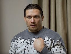 фото - «Меня хотят по-наглому сбрить? Так не будет». Александр Усик высказался о ситуации в хэвивейте