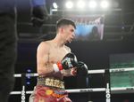 Проспект Кастро не без проблем прошёл экс-«временного» чемпиона Эскандона: видео