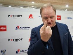 фото - Гассиев: «Спасибо Хрюнову. Пока мне нужно вспомнить, как боксировать»