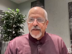 фото - «Потом включит заднюю». Расс Анбер раскритиковал тренера Дюбуа и рассказал о реванше Усика