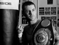 фото - Джулиус Индонго и Рикки Бёрнз договариваются об унификации в суперлёгком весе — СМИ