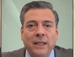 фото - «Вы мешаете меня с грязью!» Из-за Усика повздорили Сулейман и Мэнникс