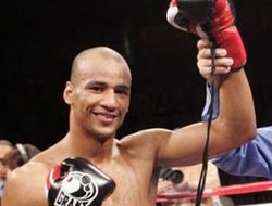 фото - (Результаты + Видео) Исмаил Силлах победил Йорданиса Деспанье