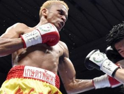 фото - Руэнроэнг повалялся, но всё-таки победил Макуильямса