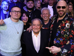 фото - Бой Усик-Фьюри состоится не зимой. И не в Британии — СМИ