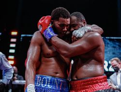 фото - Хантер опростоволосился с гейткипером. Результаты шоу супертяжей от Triller