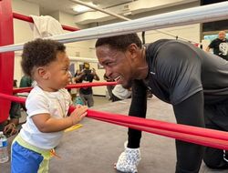 фото - Кишон Дэвис решил продолжить карьеру. Но у него вновь есть требование