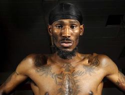 фото - Истер ждёт Ломаченко в лёгком весе: Ему со мной не справиться!