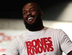 фото - Джон Джонс: С Кормье уже покончено