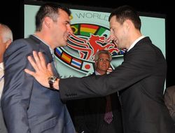 фото - Карл Фроч: Я бы нокаутировал Джо Кальзаге