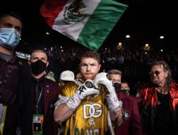 фото - Ярко о поединке Канело – Чарло от отца «Бандеры» Бенавидеса