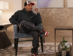 фото - Мегафайт Фултон-Иноуэ. Дэвис собирается в Японию: «Это огонь! Это круто!»