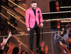 фото - «Так здорово снова вернуться на ноги!» Макгрегор рассказал о восстановлении после травмы