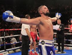 фото - Тони Беллью остановил Дэвида Хэя