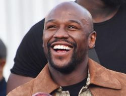 фото - Флойд Мейвезер-младший: Лучший в истории — я, а не Али, Марчиано или Менайотин!