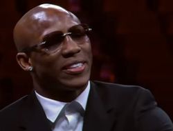 фото - Угас готов дать реванш Пакьяо, но надеется на бой со Спенсом: что ещё сказал