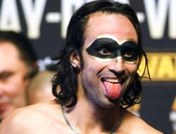 фото - Малиньяджи расчитывает выйти в ринг осенью