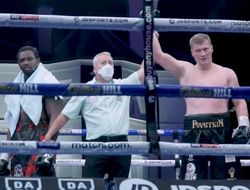 фото - Яркий нокаут, радость и русские матюки: видео за кулисами мегафайта Поветкин–Уайт