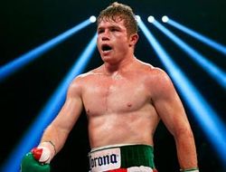 фото - Сауль Альварес: «14 сентября я напишу новую страницу в истории бокса»