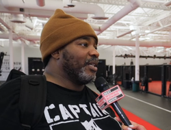 фото - Тренер Кроуфорда: «Спенс — крутой, но не великий»