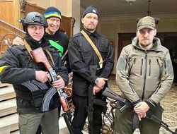 фото - Александр Усик вступил в ряды теробороны: кадр дня