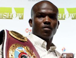 фото - Тимоти Брэдли подписал контракт на бой с Девоном Александером