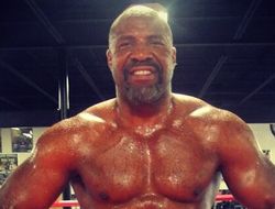 фото - Бриггс: «Посмотрите на меня! Я готов к Кличко!»