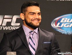 фото - Стало известно, с кем встретится Дональд Серроне на UFC 205