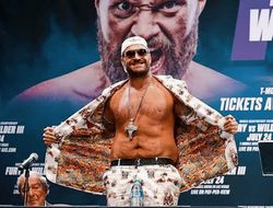 фото - Кто бы победил в бою Джошуа–Уайлдер? Ответ есть у Тайсона Фьюри