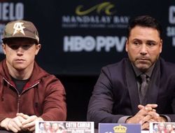 фото - Канело Альварес жёстко ответил Оскару Де Ла Хойе, назвав предателем