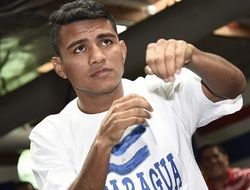 фото - Джовани Сегура вернётся для боя с Романом Гонсалесом?