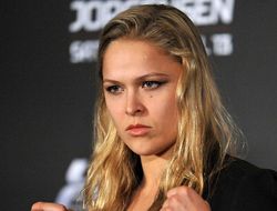 фото - Роузи хочет драться с Жустино — президент UFC