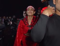 фото - Фундора не заметила Кубицки: видео