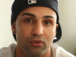 фото - Малиньяджи о Макгрегоре: Бьёшь его по корпусу — и он хнычет, как девчонка