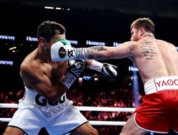 фото - Канело играючи побил Головкина